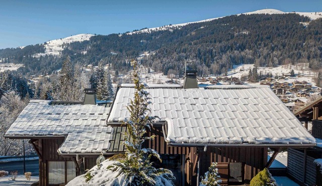 Chalet Kouzya - mountain break for 8 in Les Gets - OVO Network