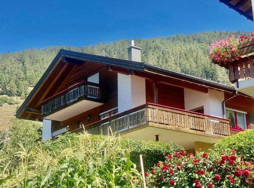Chalet Kristall 4 1/2 Zimmer-Maisonetten-Haus