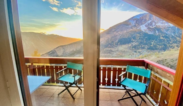 Chalet Kristall with breathtaking mountain views