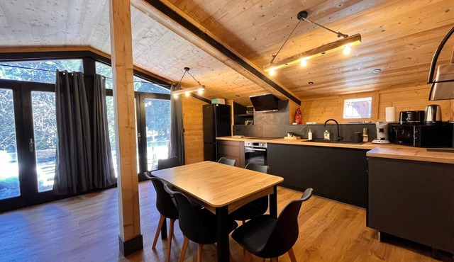 Chalet L'épicéa sous les pins 4 to 6 Pers.-5min walk to slopes & shops