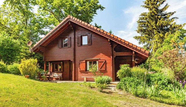 Chalet "L'herminette" with Garden & Terrace