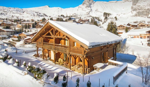 Chalet L'Ours Blanc - ski-in ski-out base for 8, open fire - OVO Network