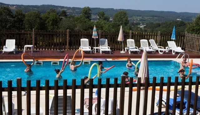 Chalet La Cabane 35m² + dishwasher + Covered terrace + Television 1 / 4pers