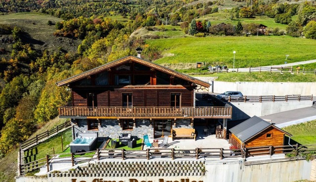 Chalet LA Cime DES Arolles