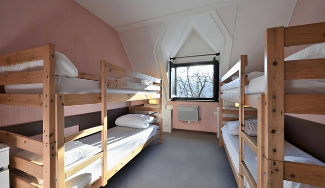 Chalet 'La Vingt' with Mountain View, Shared Terrace and Private Garden