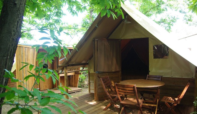 Chalet 'Le Cabanon Camping La Châtaigneraie' with Private Terrace