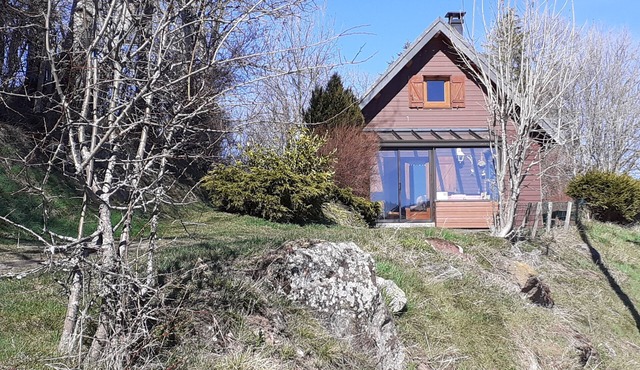 Chalet Le Cantou in the heart of the Sancy massif