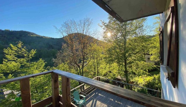 Chalet Le Cocon du Val - house among the trees