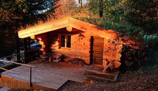 Chalet 'Les 13 Arbres' with Mountain View, Wi-Fi and Air Conditioning