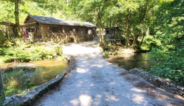 Chalet Le Gourp de la Loutre, in the heart of the Montagne Noire