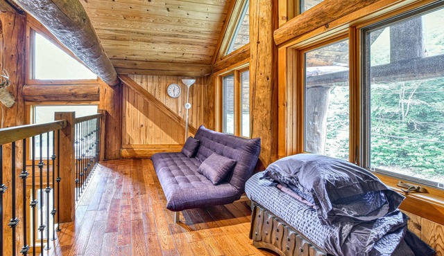 Chalet le Massif SPA and Lake Access