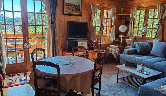 Chalet "Le Mouflon": Mountain View, Shared Garden & Wi-Fi