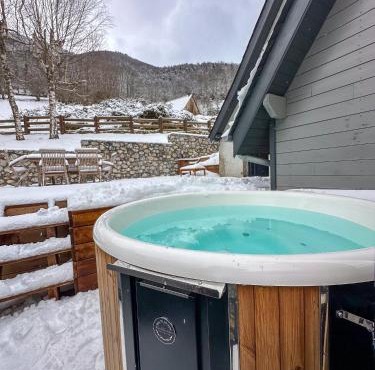 Chalet Le René-Sens - 5 pers - Grande terrasse - bain nordique SPA - Piscine