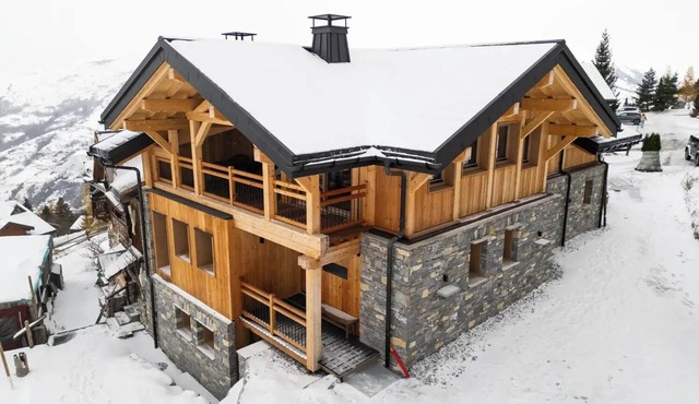 Chalet Le Rokh - Luxury ski in/out chalet in Peisey&Vallandry