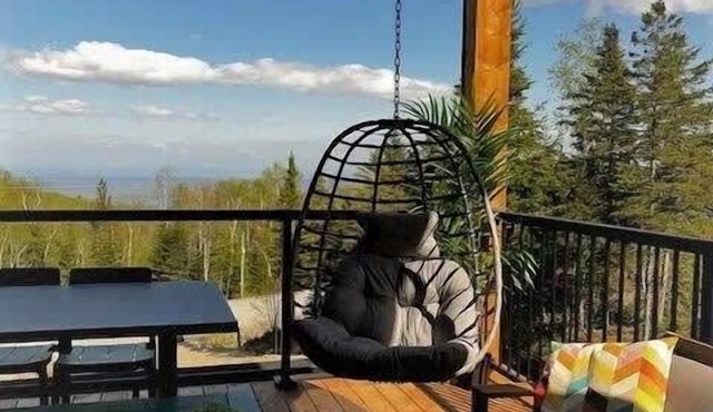 Chalet Le Select | Private Spa with River View