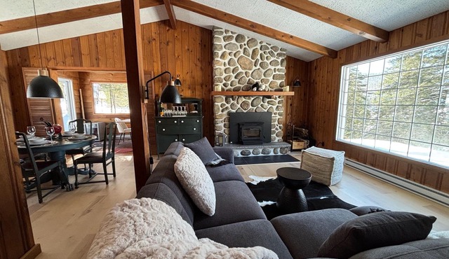 🏡 Chalet LE SUPÉRIEUR – Waterfront, 6 km from Mont-Tremblant 🎿