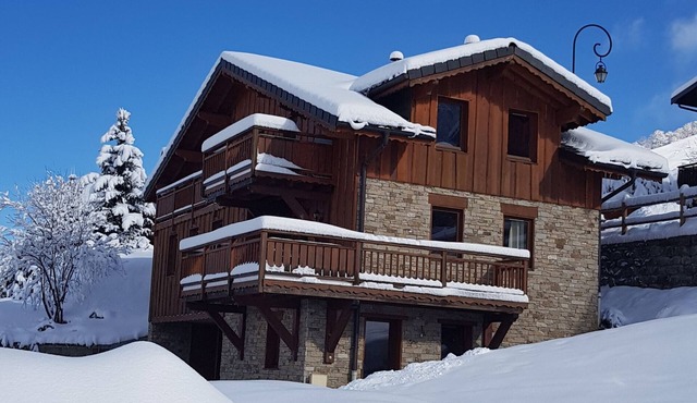 CHALET LEOPAUL - LES 3 VALLEES - LES MENUIRES - VAL THORENS - LIEU DIT PRARANGER