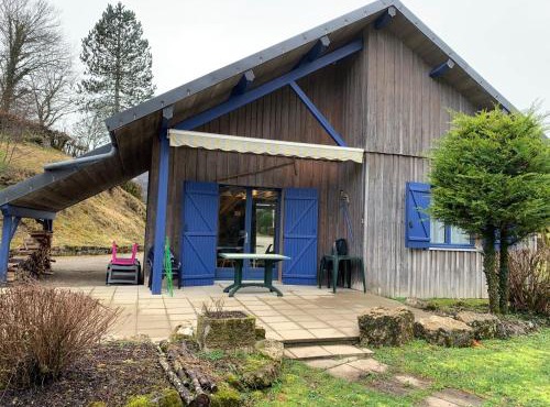 Chalet Les Ammonites 2 chambres en Franche Comte au calme dans la nature