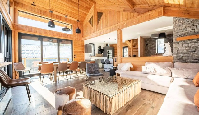 Chalet Light - Chalets for 16 People