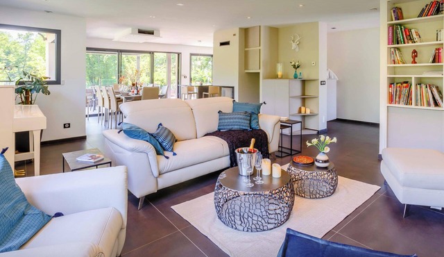 Chalet Lomatika - Lake Annecy break 8p, nordic spa & views - OVO Network