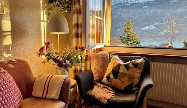 Chalet Lulu Brienz Studio - comfy traditional Swiss chalet