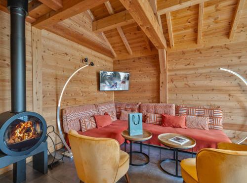 Chalet lumineux proche du centre village avec espace détente - FR-1-808-2