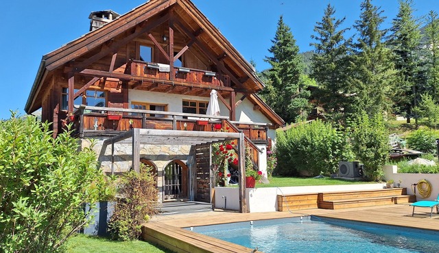Chalet-luxe-SERRE CAMBEOU* Swimming pool&Spa ideal for a family holiday