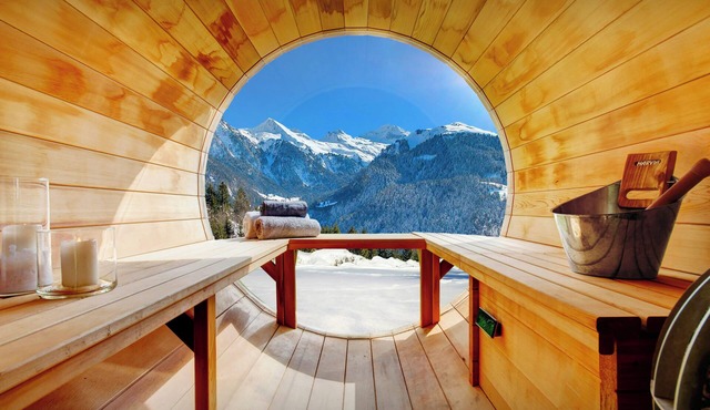 Chalet Manoe - secluded alpine base with summer pool & spa - OVO Network