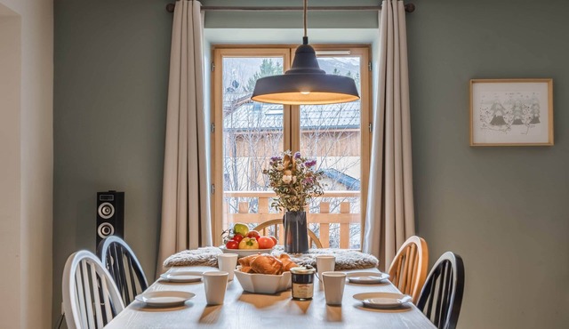 Chalet MarieJo: Sauna & Alpine Charm