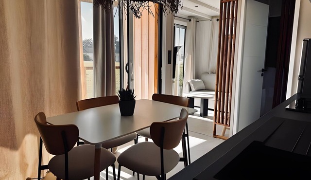 Chalet 'Martinette' with Private Terrace, Balcony and Wi-Fi