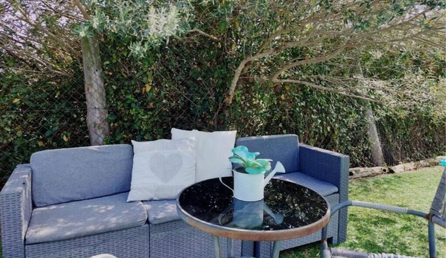 Chalet 'Mas Sibina' with Shared Terrace, Private Garden and Wi-Fi