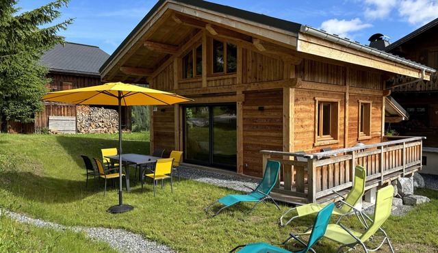 Chalet 'Mazot Savoyard' with Mountain View, Private Terrace and Wi-Fi