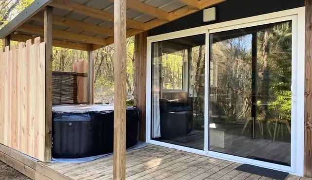 Chalet Mimosa SPA - 47 m2 mit überdachter Terrasse - 2 Schlafzimmer 4 Personen