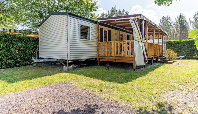 Chalet "Mobilehome Bernard" with Private Garden & A/C