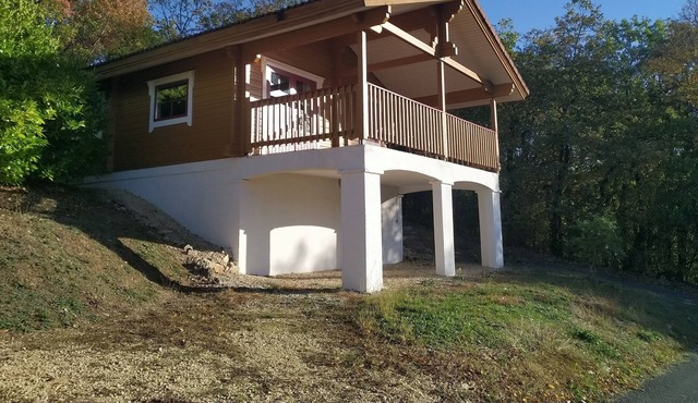 Chalet Mon Désir ( Region Midi Pyrenees / Occitania / Lot / Cahors)