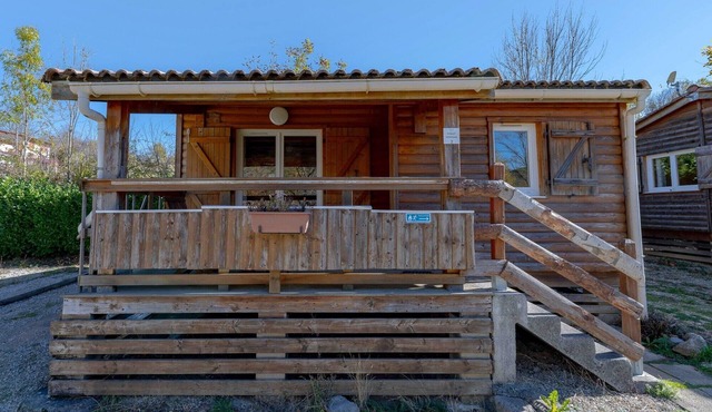 Chalet 'Montana 2- 4pers' with Mountain View and Wi-Fi