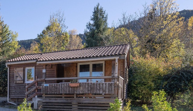 Chalet 'Montana 5 4 Pers' with Mountain View, Shared Pool and Wi-Fi