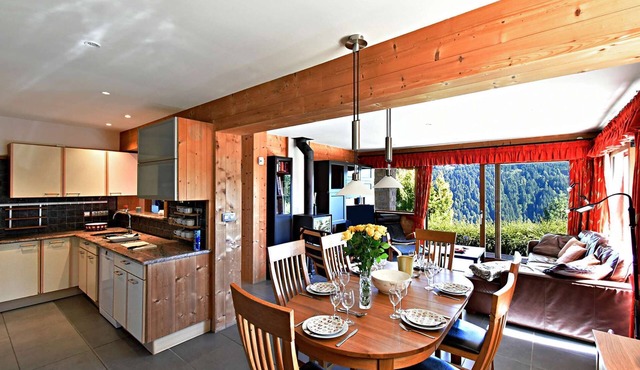 Chalet Mountain Lodge Breathtaking view