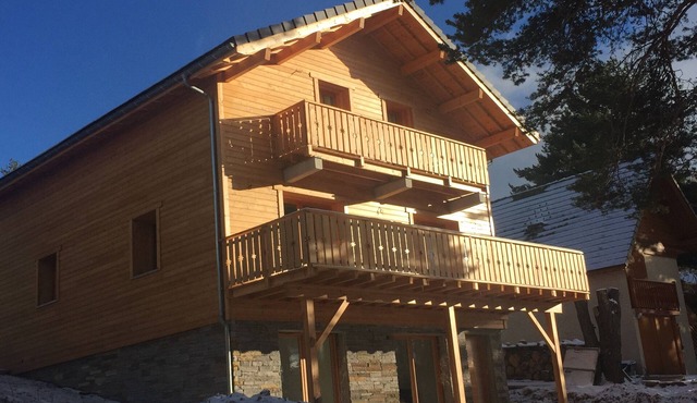 chalet of 12 beds spa and sauna located 200 meters from the slopes