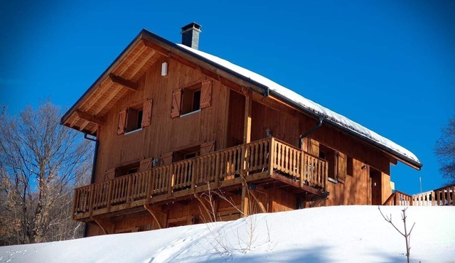 Chalet of 2016, at 1310 m above the valley of the Maurienne