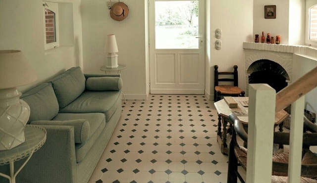 Chalet Olivet, a bucolic house on the water