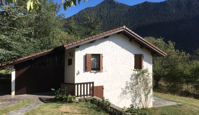 Chalet on the edge of the Mercantour Park in Saint-Dalmas de Valdeblore.