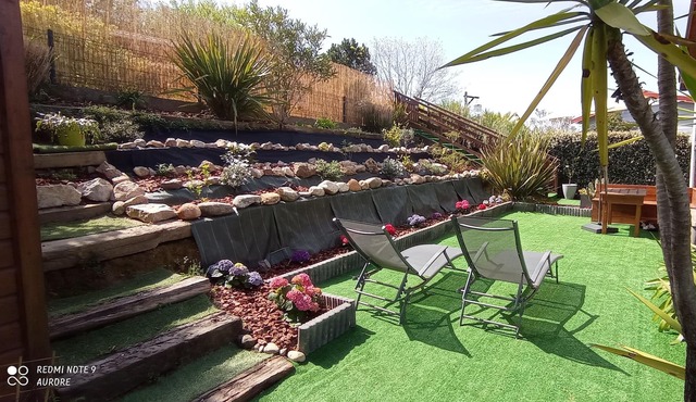 Chalet on the edge of the sames lake