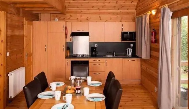 Chalet | Other accomodation | 3 Ch. | 5/7 pers. | TV