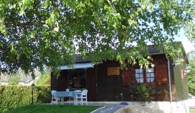 Chalet Paisible en Impasse sur les Rives de la Rivière Arroux