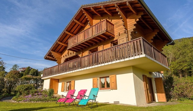Chalet Panorama - Logement cosy avec vue 180° sur le lac