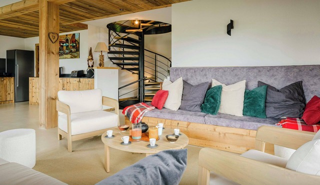 Chalet Paralpin - 5-star family mountain break 12p - hot tub - OVO Network