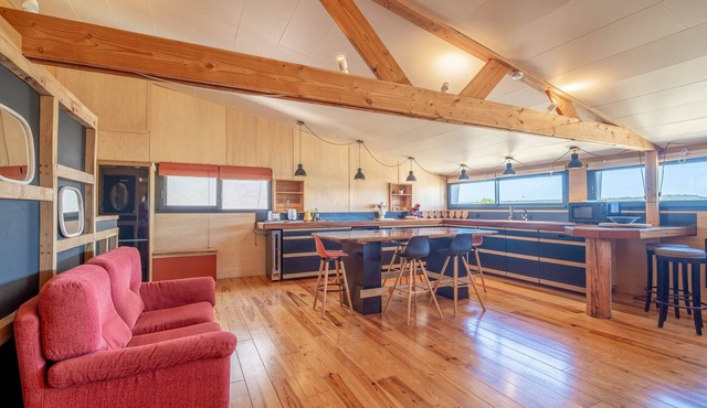 Chalet 'Passion Loft' with Sea View, Private Terrace, and Wi-Fi