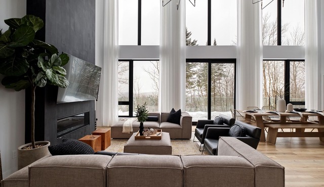 Chalet Peak Tremblant: Your Mountain Escape!