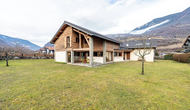 Chalet 'Pierre Et Bois' with Mountain View, Private Terrace and Wi-Fi